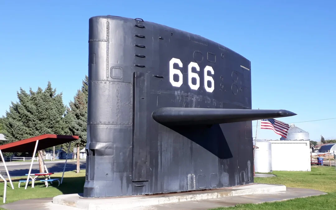 Idaho Science Center and Devil Boat-Discover-Lost-River-Valley-Idaho